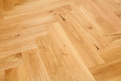 14x130mm European Select Oak Caramel Lacquered Engineered Wood Herringbone Flooring