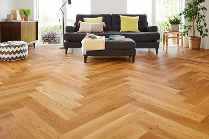 14x130mm European Select Oak Caramel Lacquered Engineered Wood Herringbone Flooring