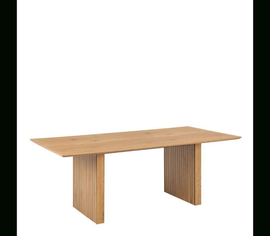 Colima Dining Table in Oak