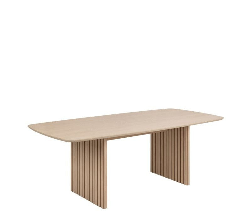 Christo Dining Table in Oak