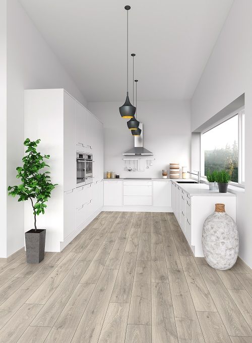 Krono Original Atlantic 8mm Silverdale Oak Water-Resistant Laminate Flooring