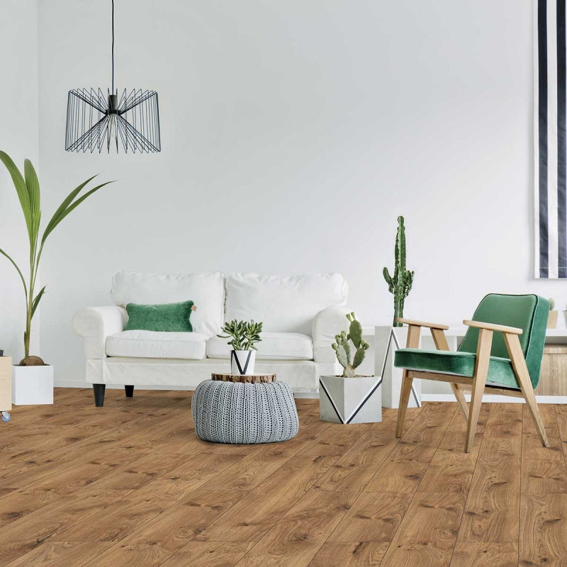 Nature Effect Bracken Brown Oak Laminate Flooring