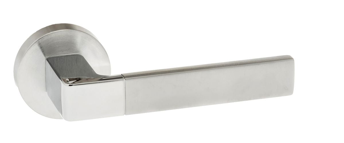 Forme Asti Lever On Round Rose Pair Of Door Handles In Satin Chrome/Polished Chrome