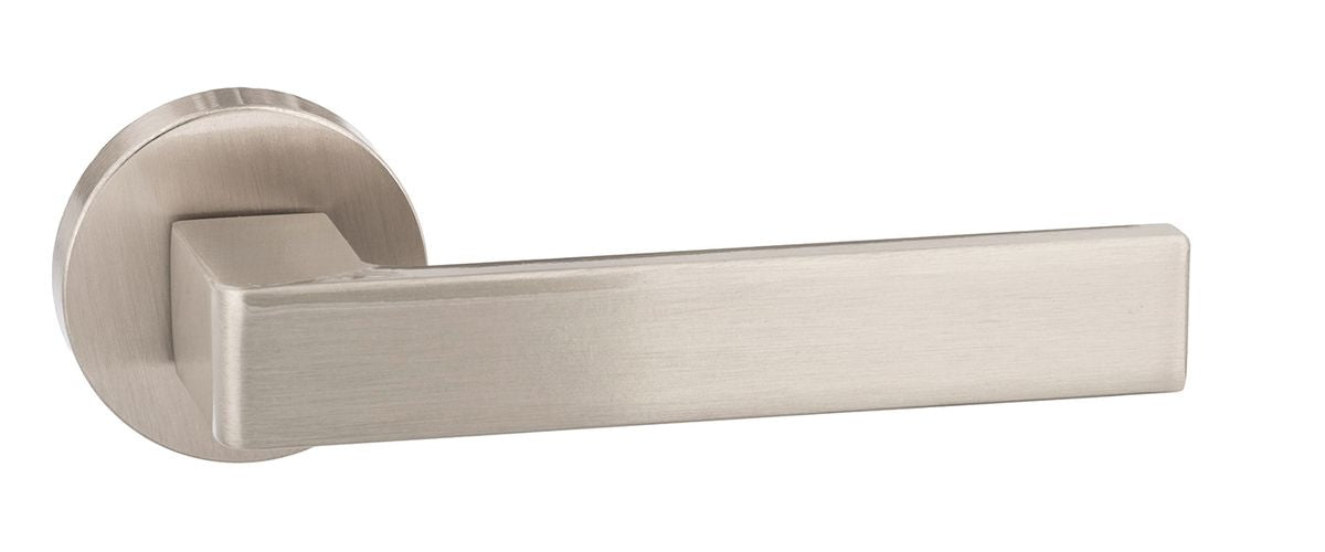 Forme Asti Lever On Round Rose Pair Of Door Handles In Satin Nickel