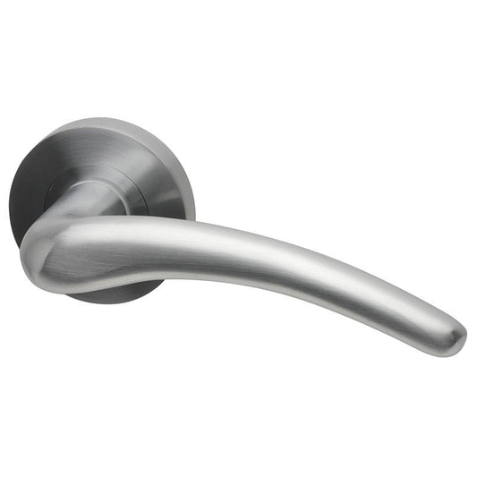 Intelligent Hardware Dune Lever in Satin Chrome on Round Rose Door Handles