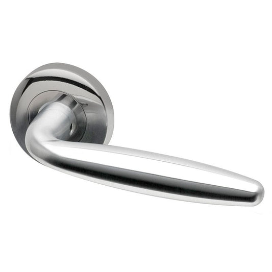 Intelligent Hardware Galaxy Lever in Chrome Plated on Round Rose Door Handles