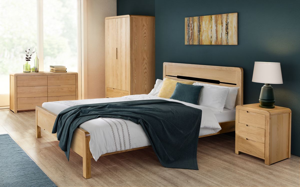 Julian Bowen Curve Double Bed Oak Wood