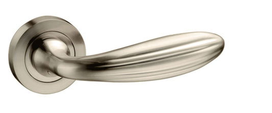 Mediterranean Terassa Lever On Round Rose Pair Of Door Handles Satin Nickel