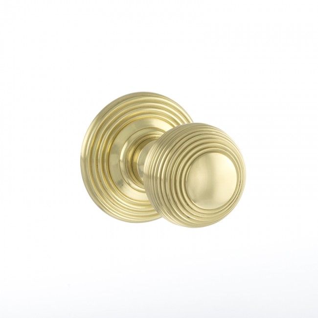 Old English Ripon Solid Brass Pair Of Reeded Mortice Knobs on Concealed Fix Rose In Polished Brass