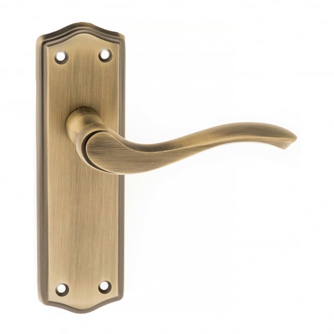 Old English Warwick Lever On Backplate Pair Of Door Handles In Matt Antique Brass