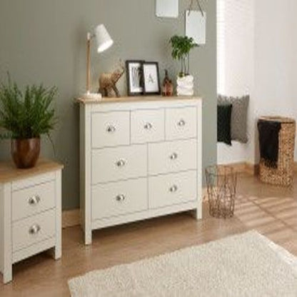 Lancaster Merchants Chest In Cream